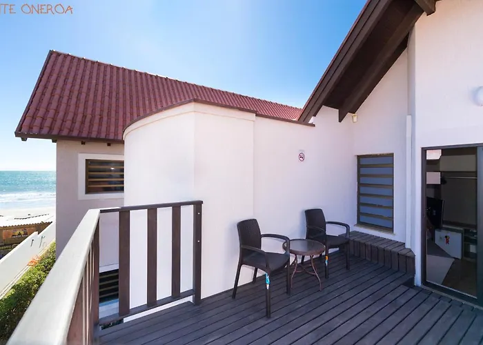 Hotel with pool: Pousada Kia Ora Bombinhas